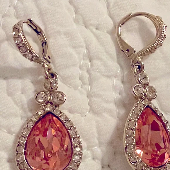 Givenchy teardrops rose pink earrings